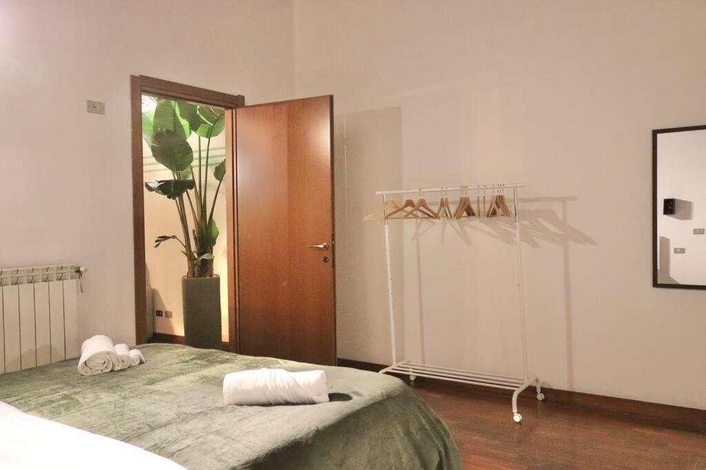 Ampia Casa In Corso Buenos Aires, 6min Dal Duomo Appartamento